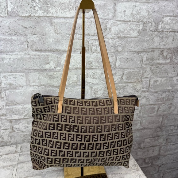 Fendi Zucchino Canvas Tote Leather Handle‎ Zipper Bag - Picture 1 of 12